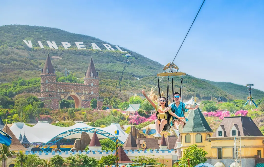 Vinpearl Resort Nha Trang - zipline