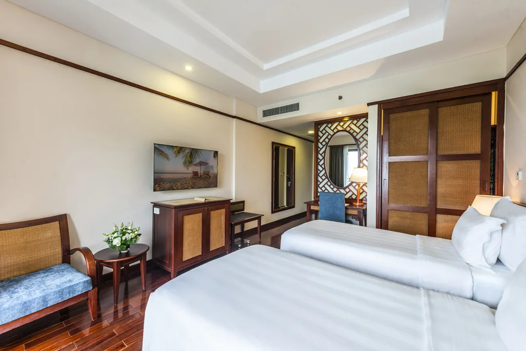 Deluxe Twin Bed - Twin Bed with View