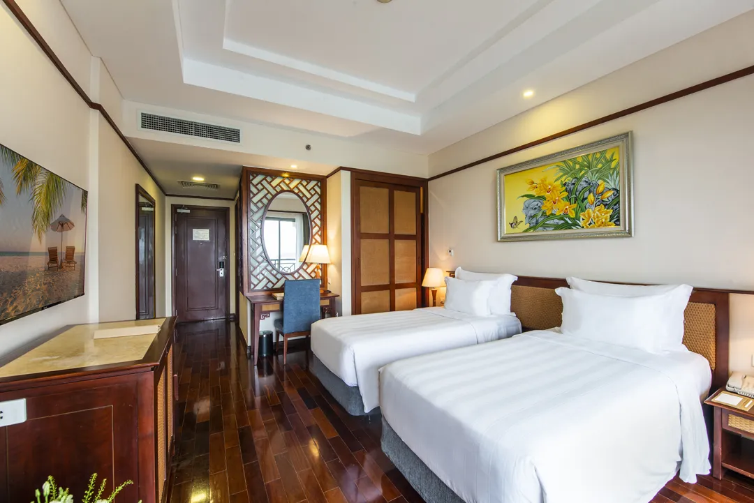 Deluxe Ocean View Twin Bed - Bedroom View