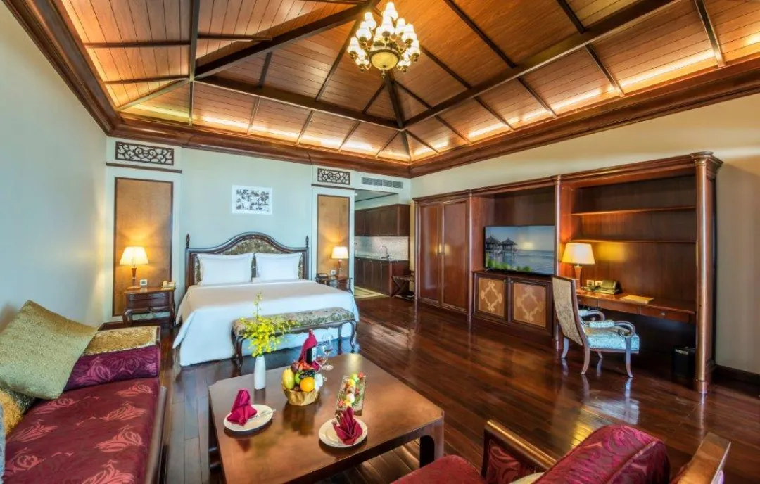 Premier Garden View Villa - Bedroom