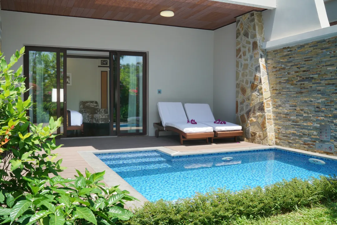 Duplex Villa - Pool Lounge
