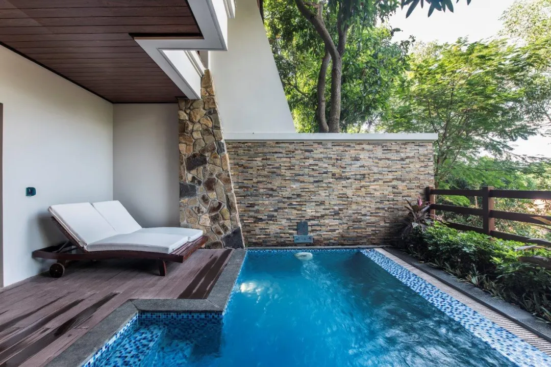 Duplex Villa - Pool View