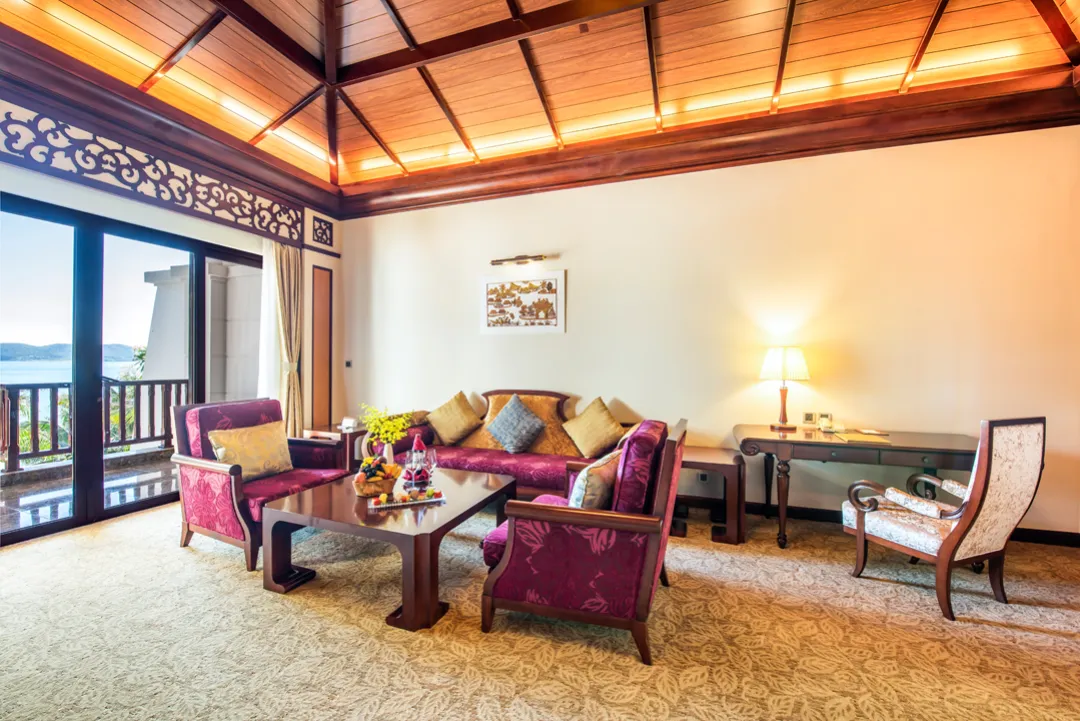 Grand Duplex Villa - Living Room
