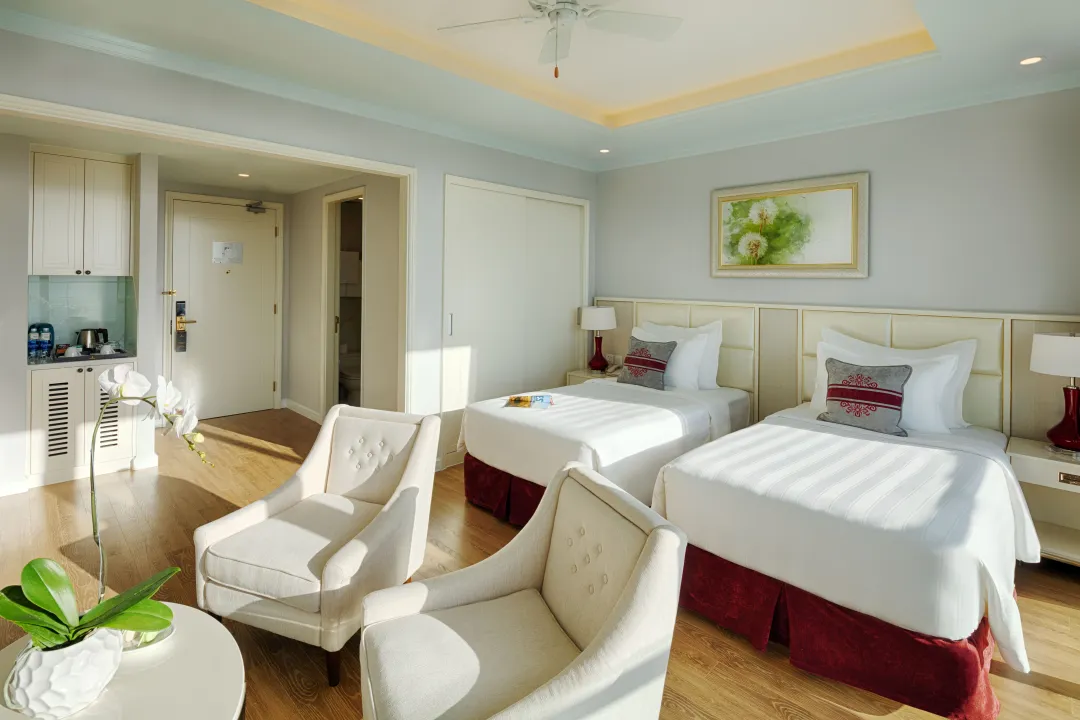 Studio City View Two Single Beds -Twin Bed