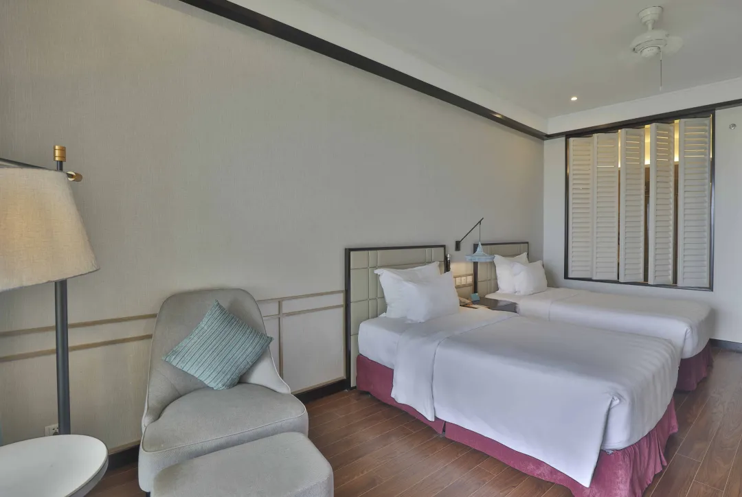 Deluxe Twin Beds - Twin Bed