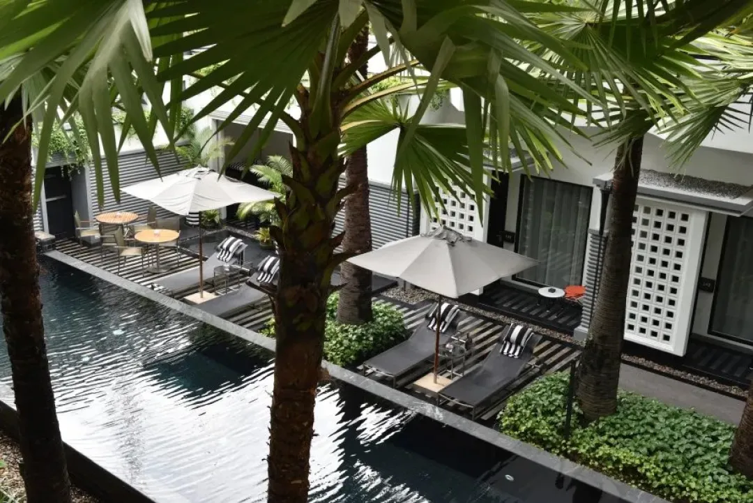 Shinta-Mani-Angkor-Pool-Aerial-View