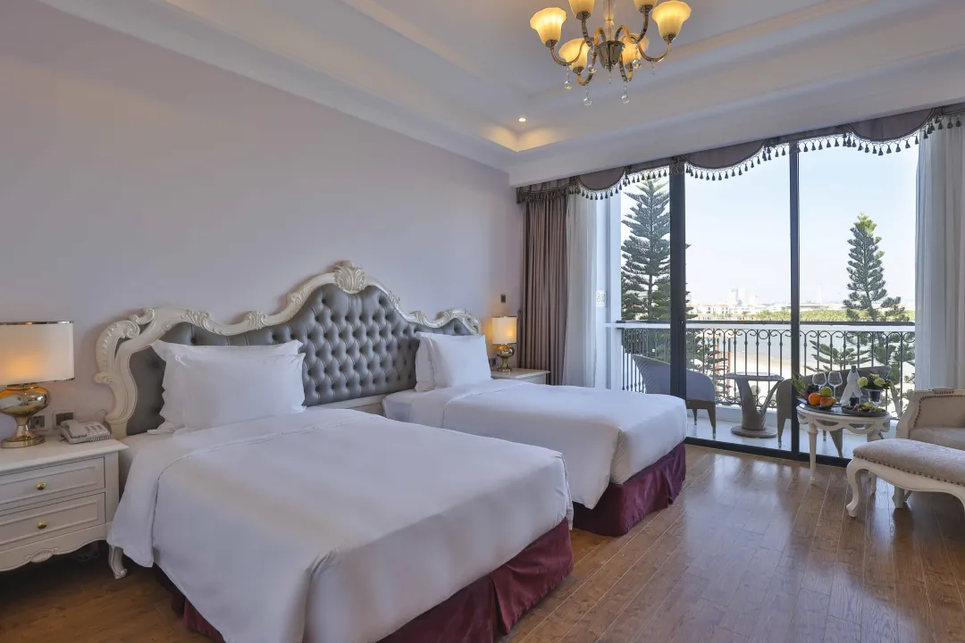 Deluxe Ocean View Twin Bed - Twin Bed with Ocean View