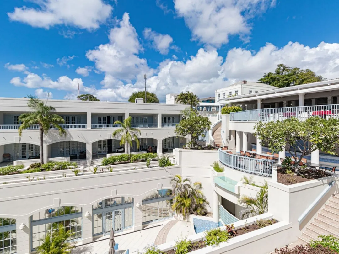 Savannah Beach Club