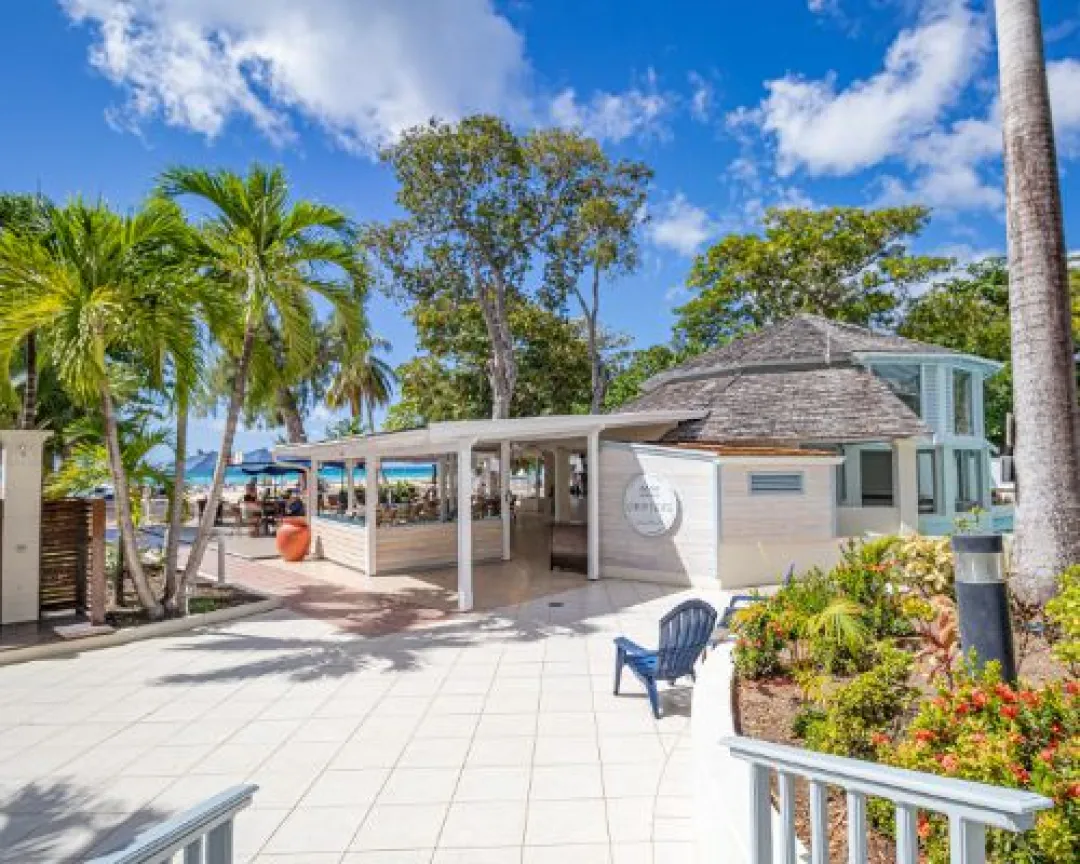 Drifters Beach Bar & Restaurant