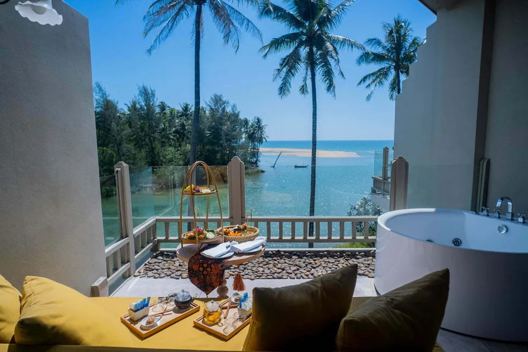 Seaside Junior Suite with Jacuzzi - Jacuzzi with View