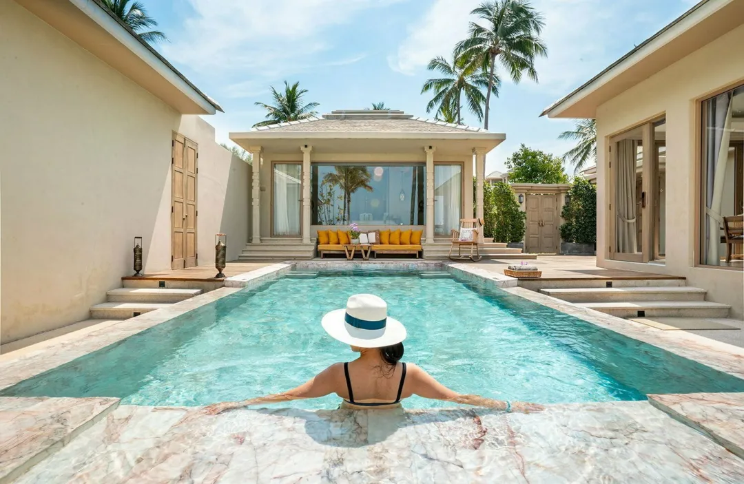 Beachfront Pool Villa - Pool View