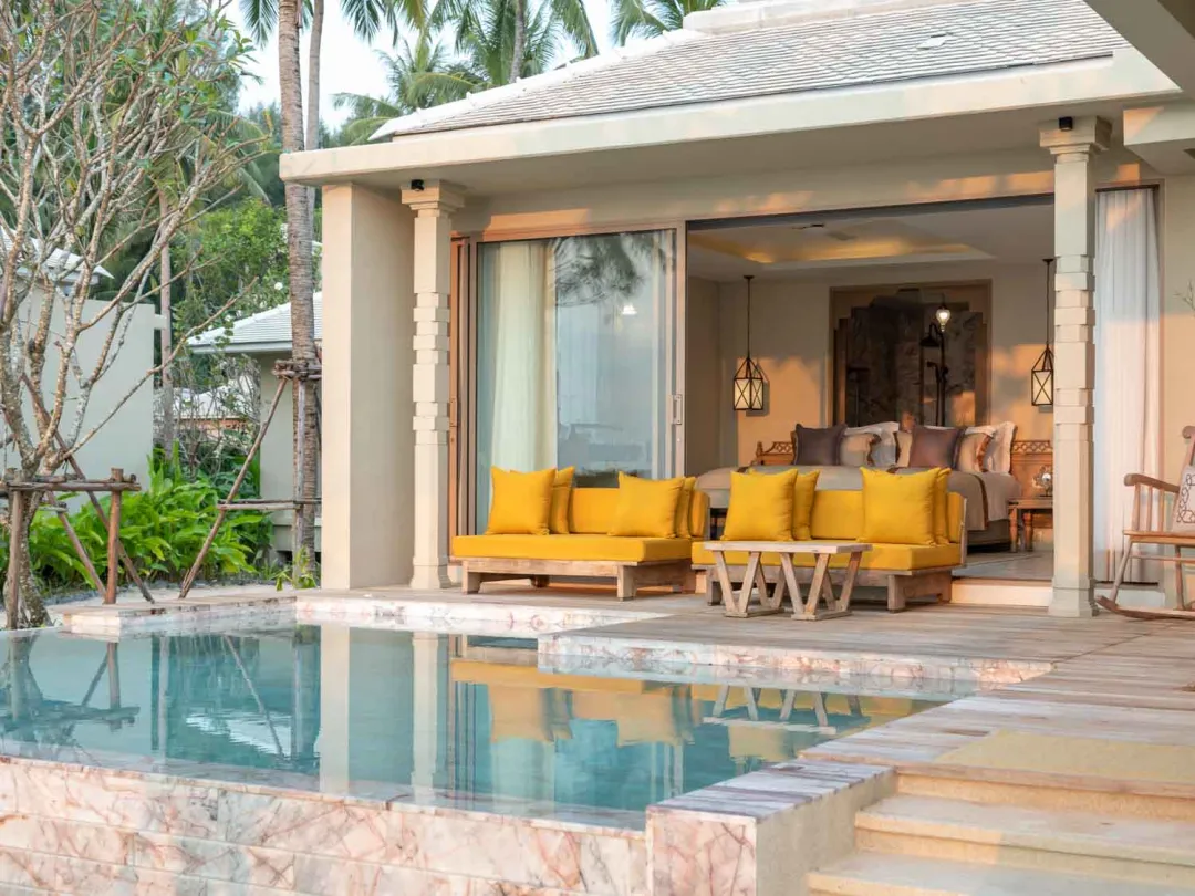 Two Bedroom Beachfront Pool Villa - Pool Lounge