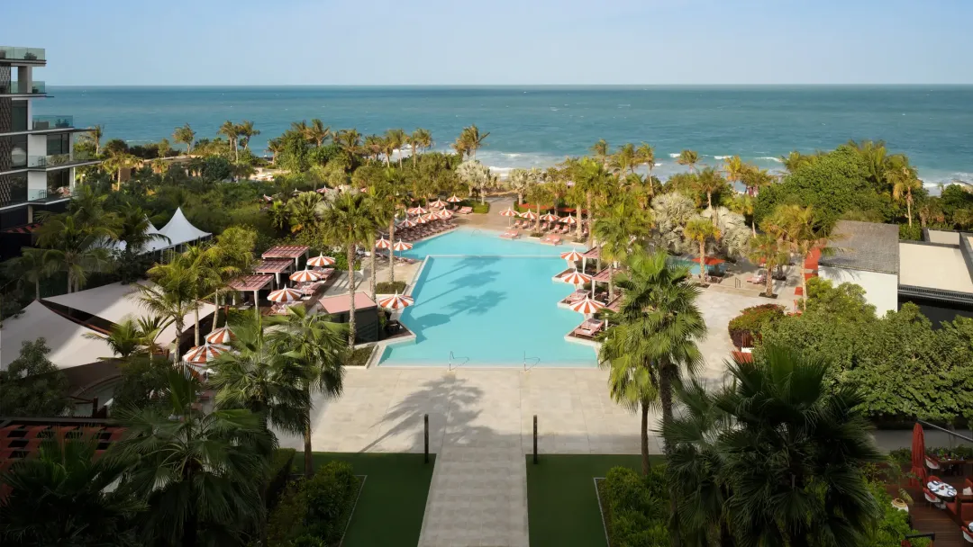 Banyan Tree Dubai - Pool Aerial View