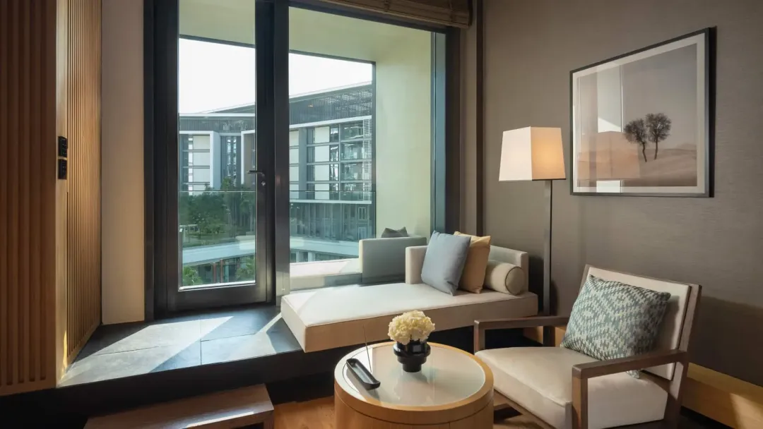 Bliss Guestroom - Seating Aeria