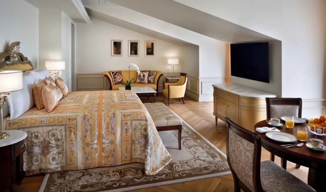 Superior Creek View Room - Bedroom