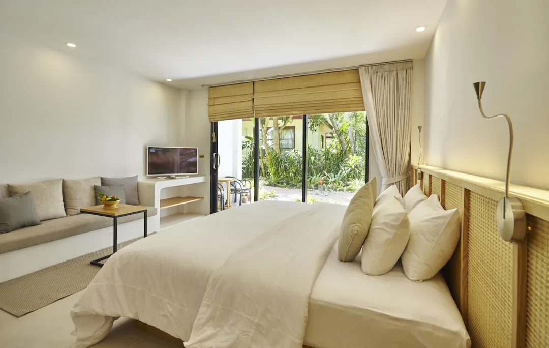 Grand Deluxe Family Garden View - King Bed