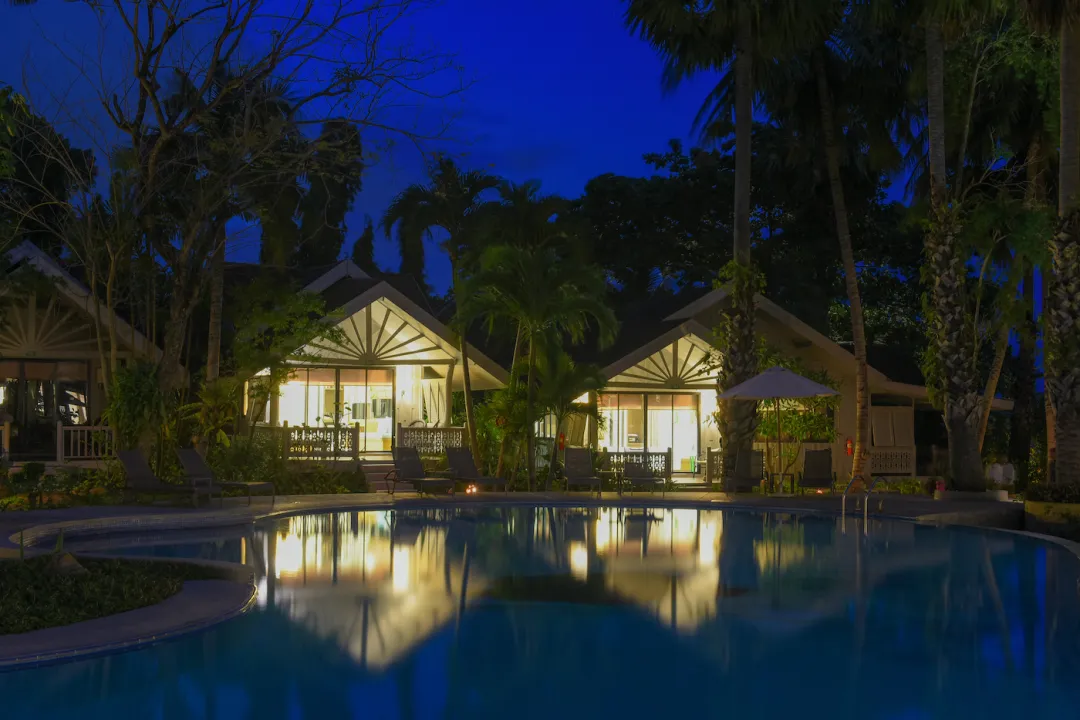 Villa Pool View - Villa Over View at Night