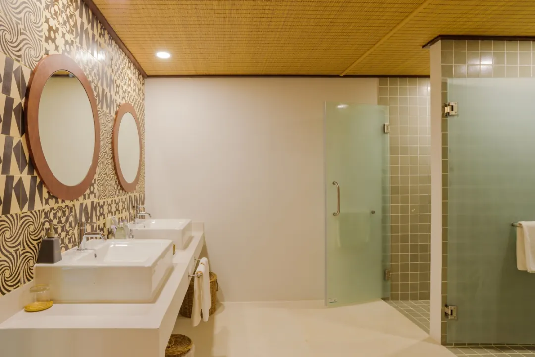 Deluxe Villa Pool View - Bathroom