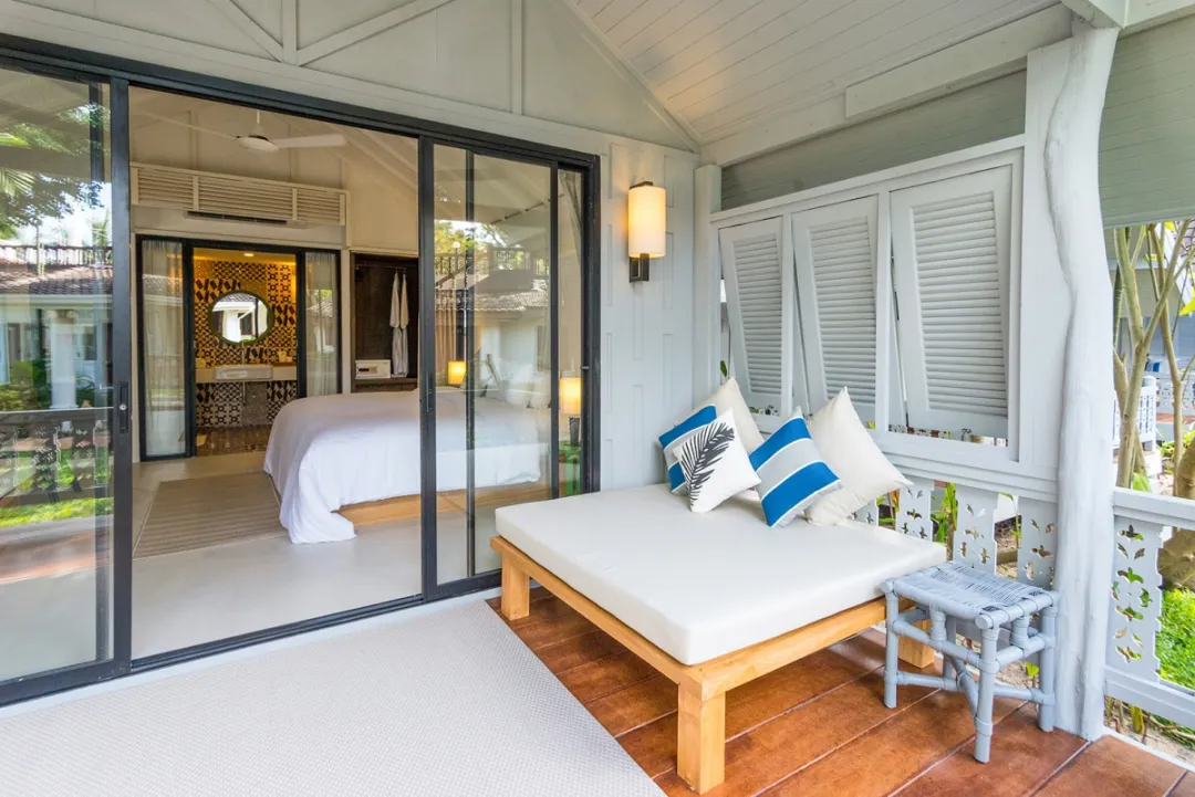 Beachfront Villa - Terrace Lounge