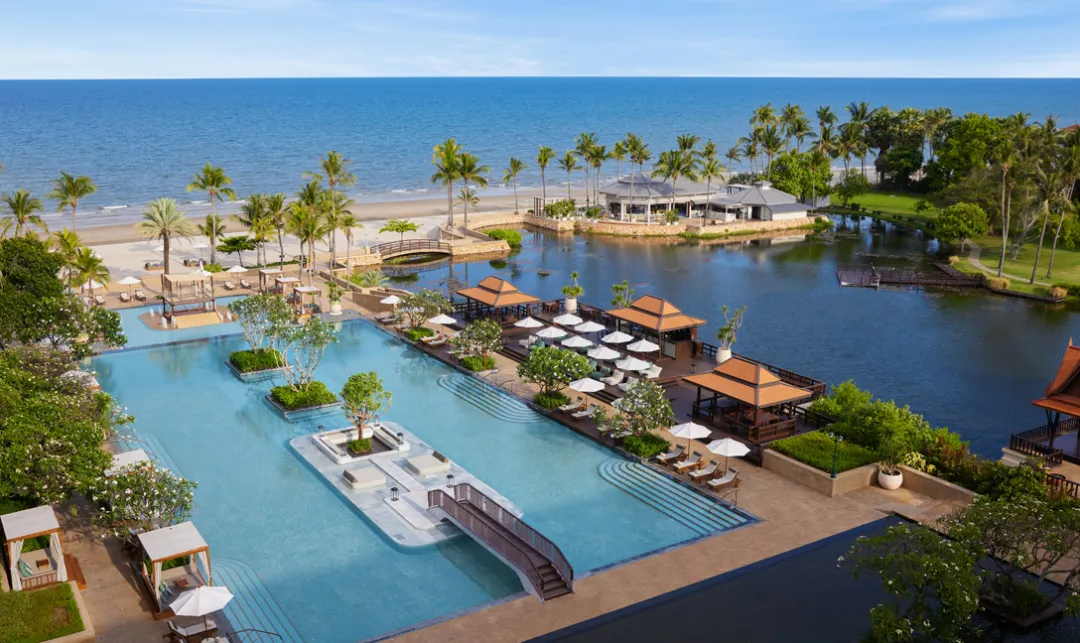 Dusit Thani Hua Hin - Pool Over View