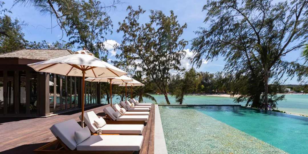 Cape Fahn Hotel - Pool SunLounge