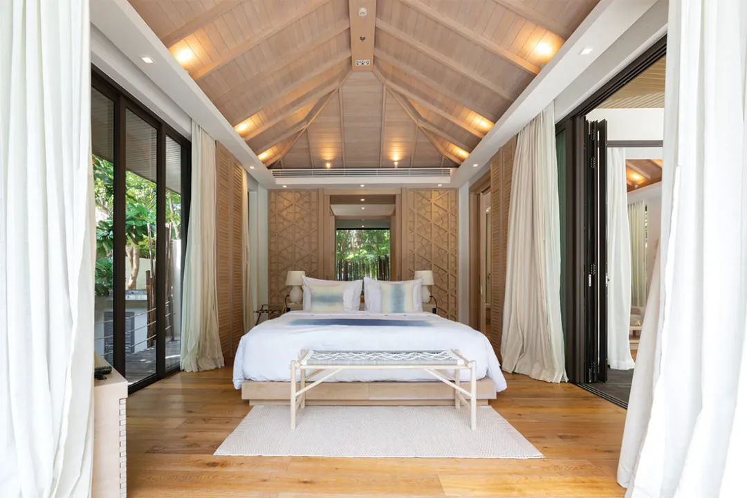 Beachfront Pool Villa - Bedroom
