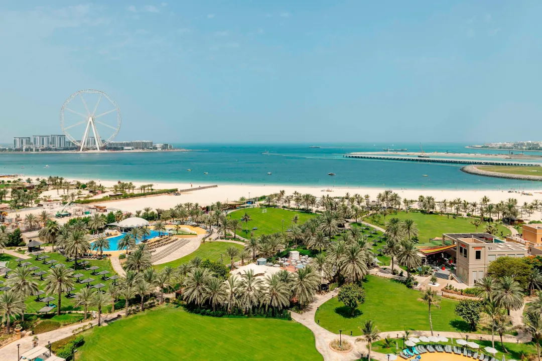 Le-Royal-Meridien-Beach-Resort-Apartment-Suite-Sea-View