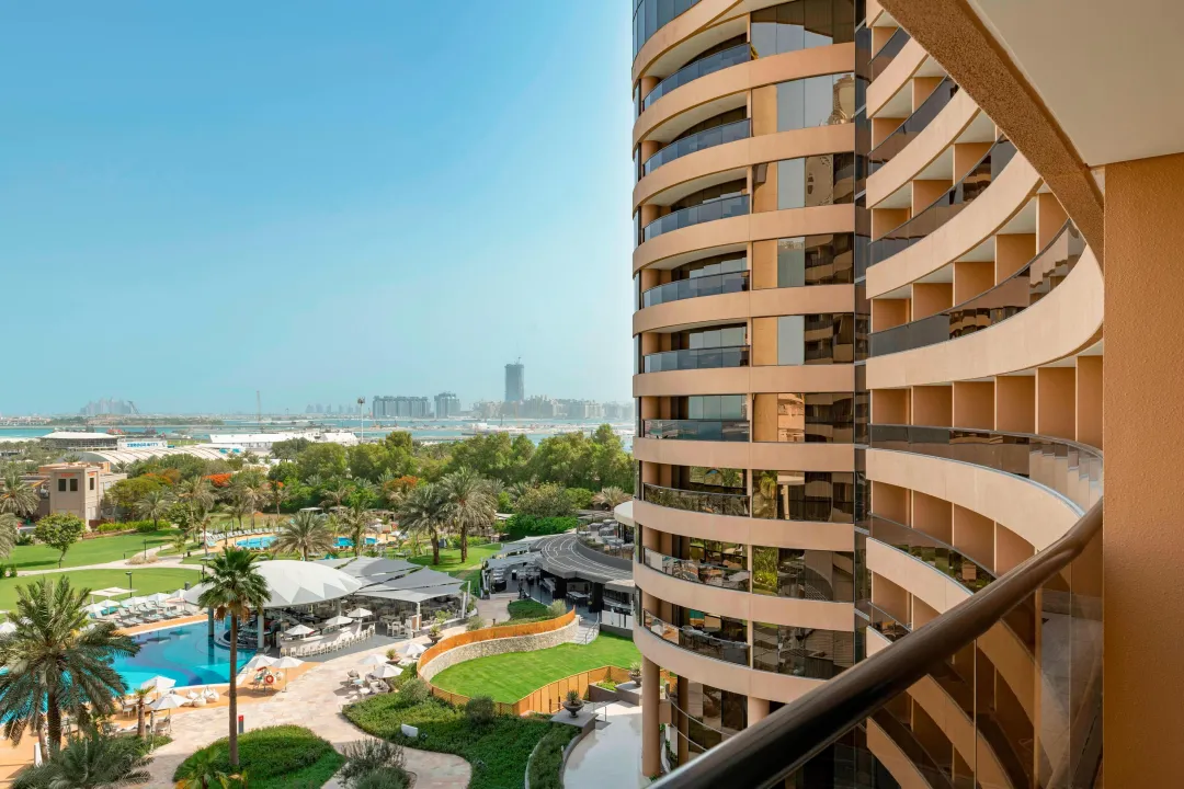 Le-Royal-Meridien-Beach-Resort-Resort-Outside-View