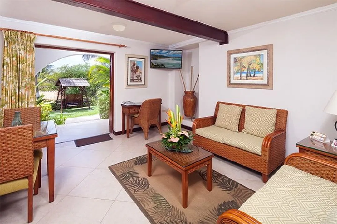 Garden View Suite - Seating Aeria