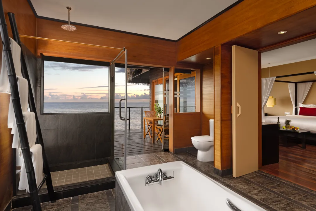 Hudhuranfushi - Sunrise Ocean Villa - View from the bathroom