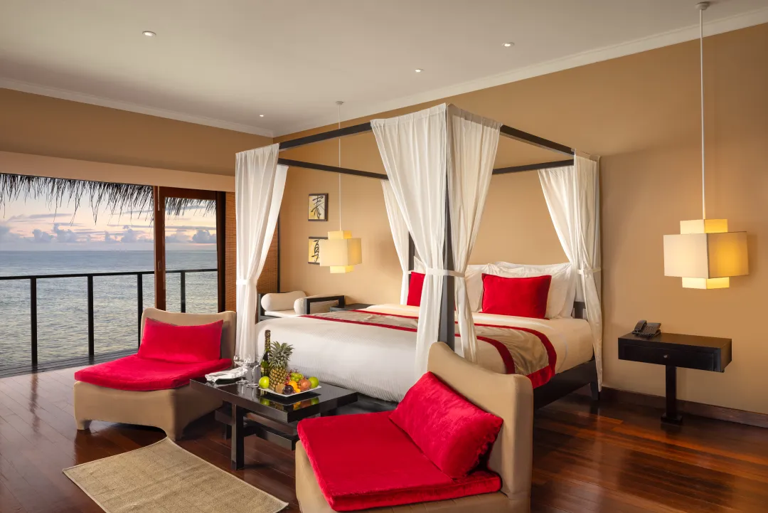 Hudhuranfushi - Sunrise Ocean Villa - Bedroom
