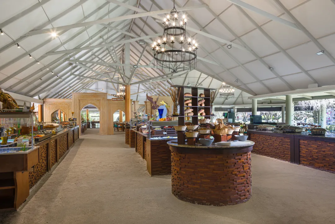 Hudhuranfushi - Banyan Restaurant - Interior