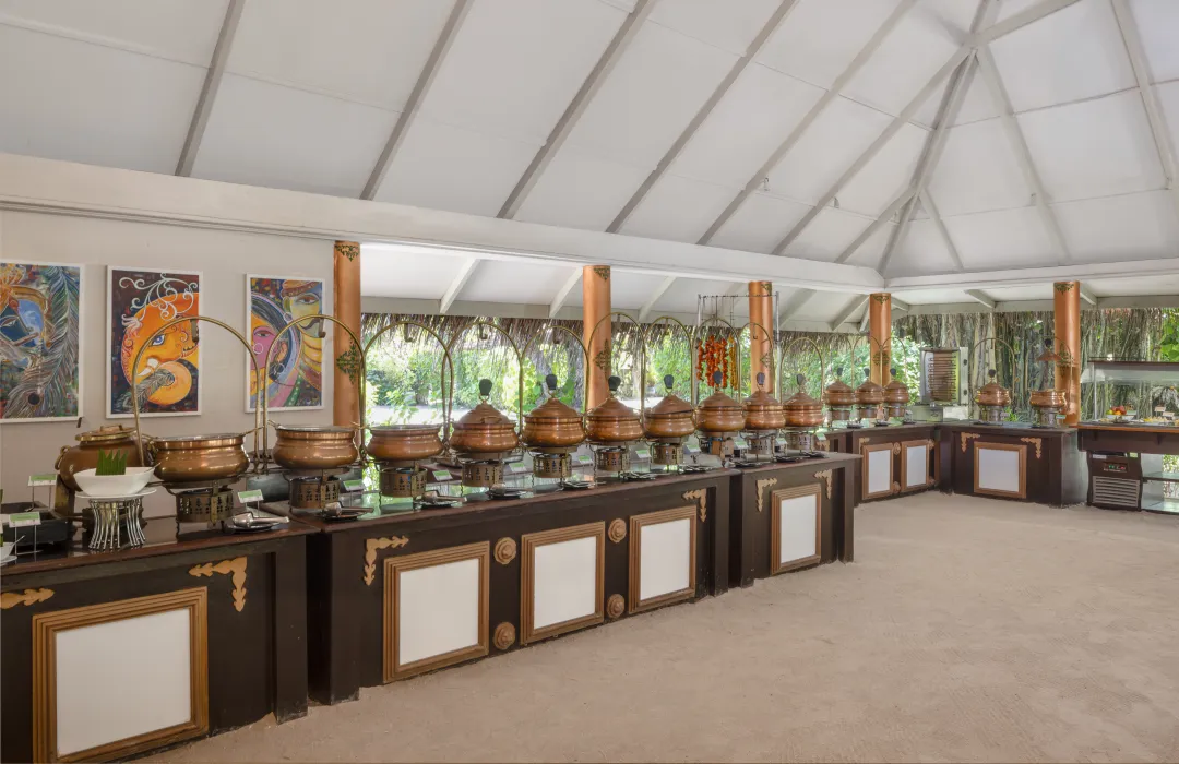 Hudhuranfushi - Indian Pavilion Restaurant - Buffet Area