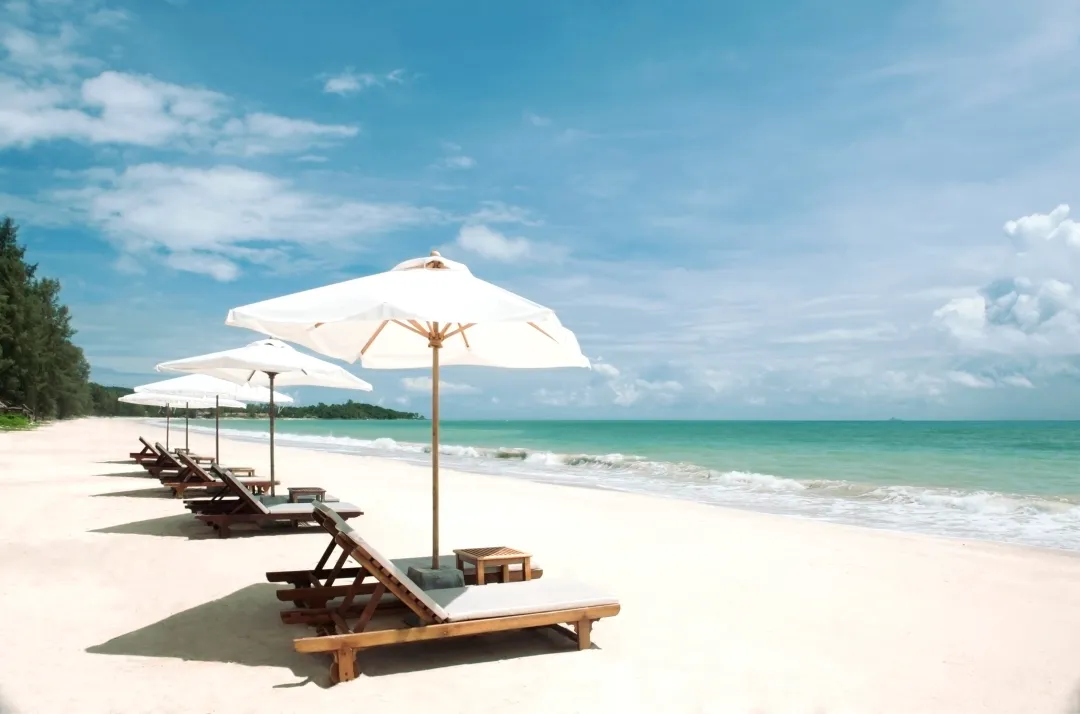 Layana Resort and Spa - Beach Area
