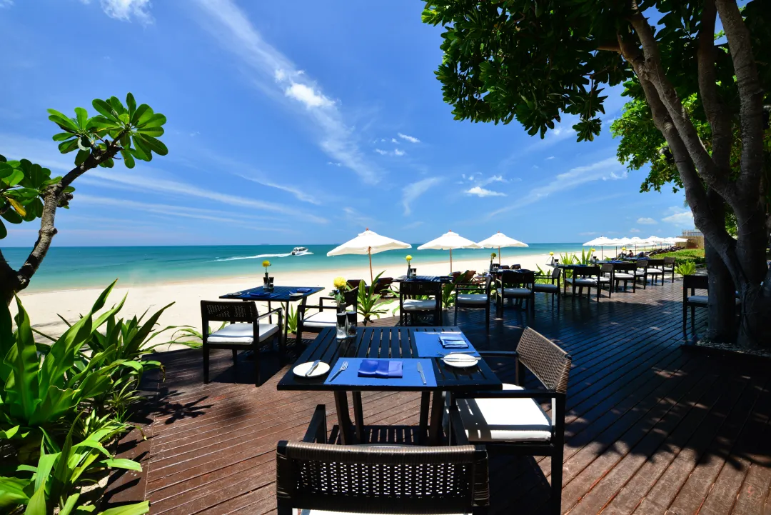 Layana Resort and Spa - Seasky Restaurant
