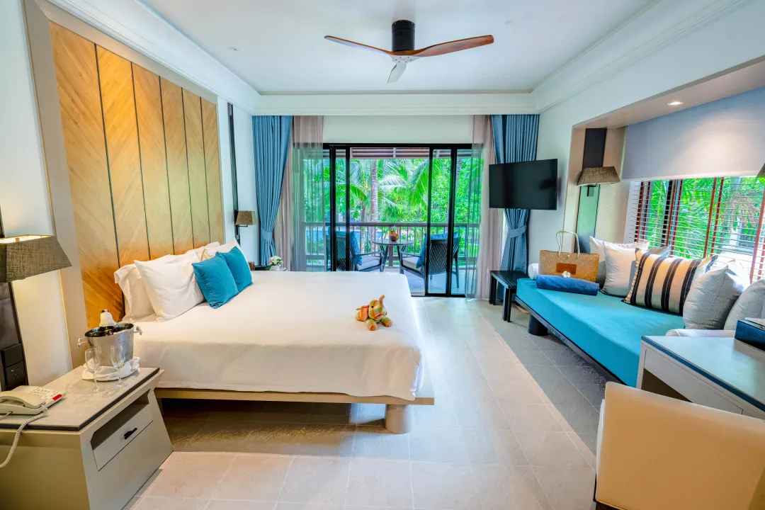 Layana Resort and Spa - Deluxe Pavilion - Bedroom