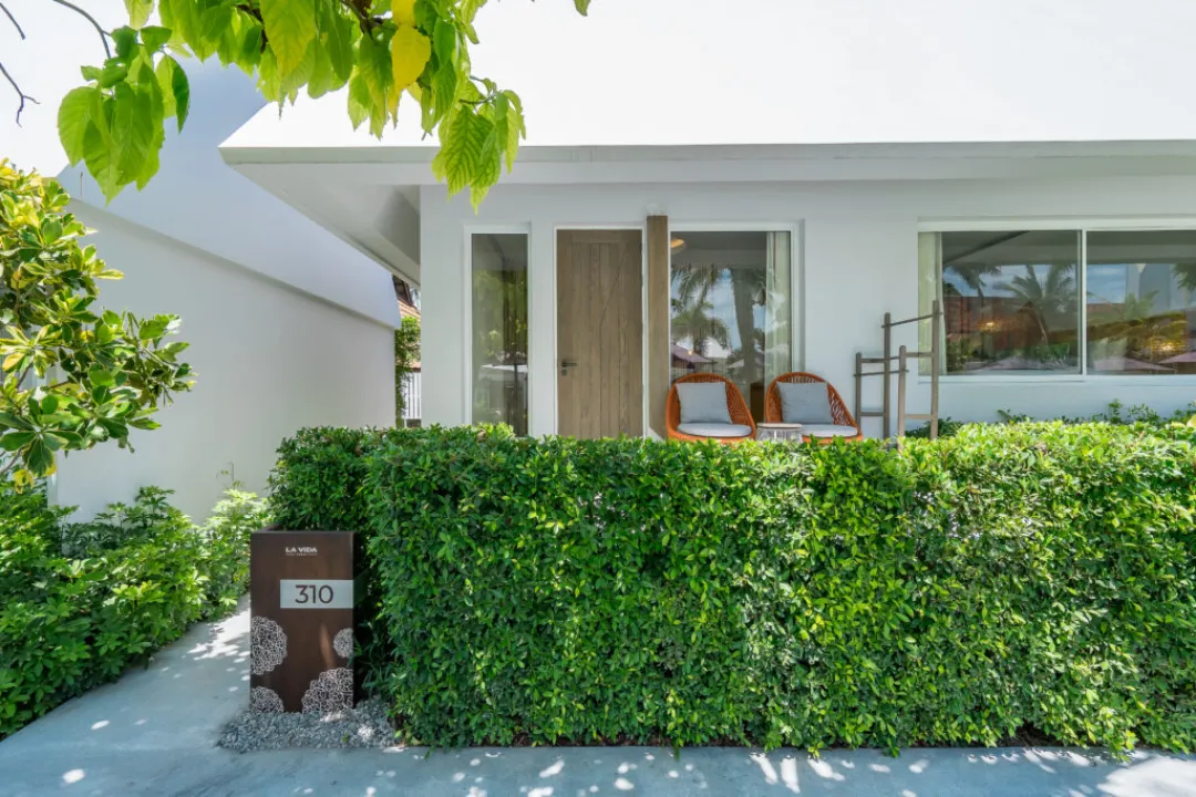 Sea Breeze Villa - Terrace Seating Aeria