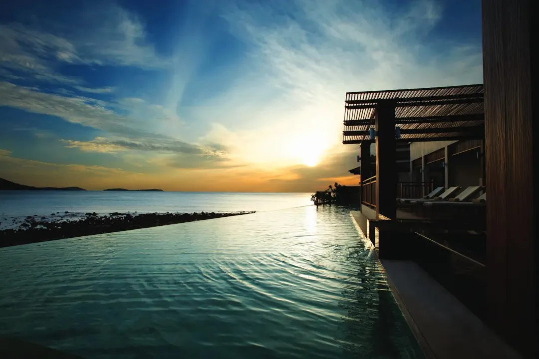 The-Sarann-Infinity-Pool