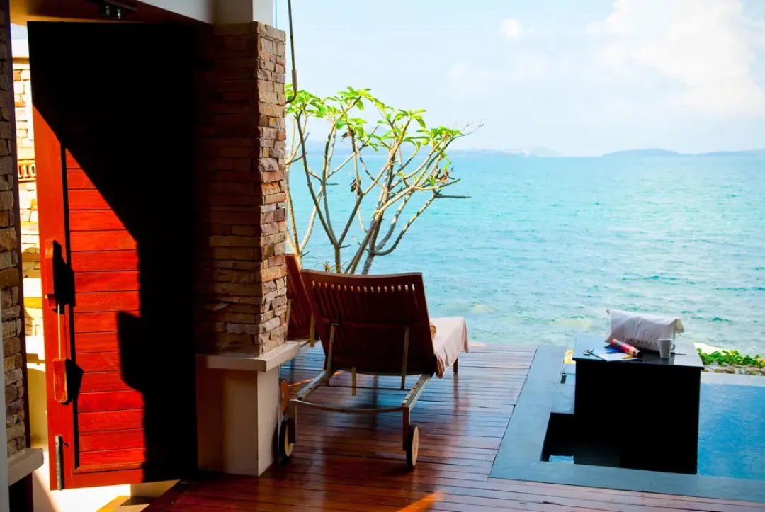 The-Sarann-Pool-Villa