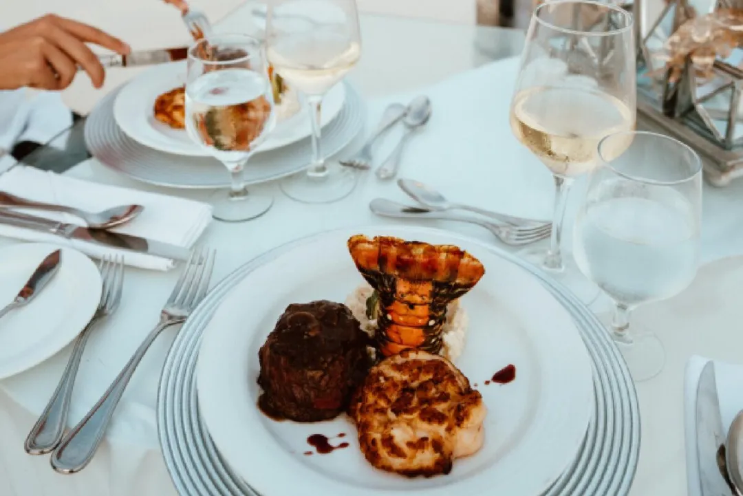 Isla Sur Restaurant