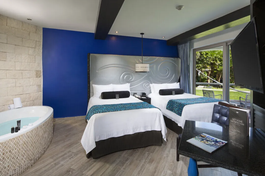 Deluxe Gold Double Beds - Twin Bed
