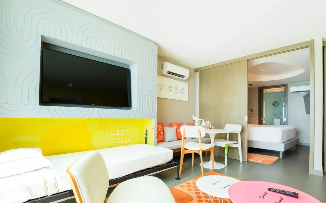 Penthouse Swim-up Oceanfront King Suite - Seating Aeria