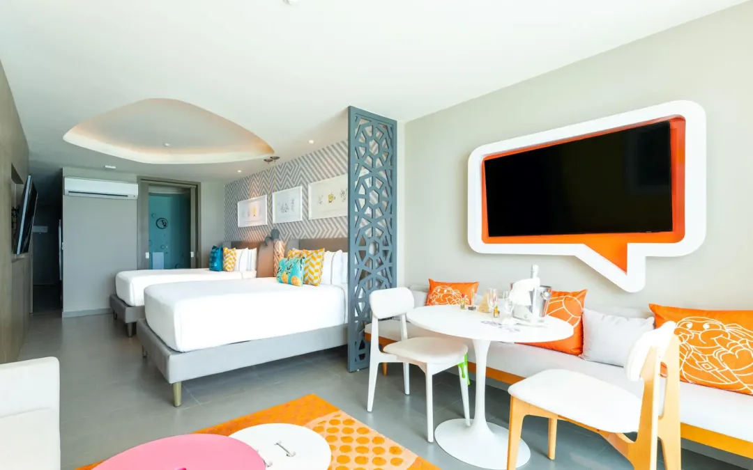 Penthouse Swim-up Oceanfront Queen Suite - Twin Bed
