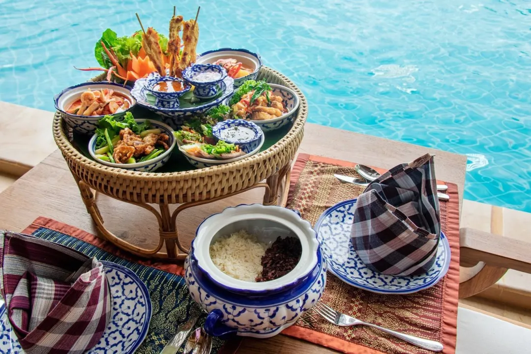 Khanthok Cuisine Set