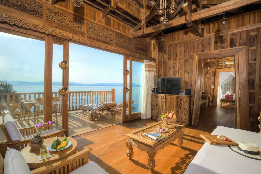 Two Bedroom Seawater Pool Villa - Indoor Seating