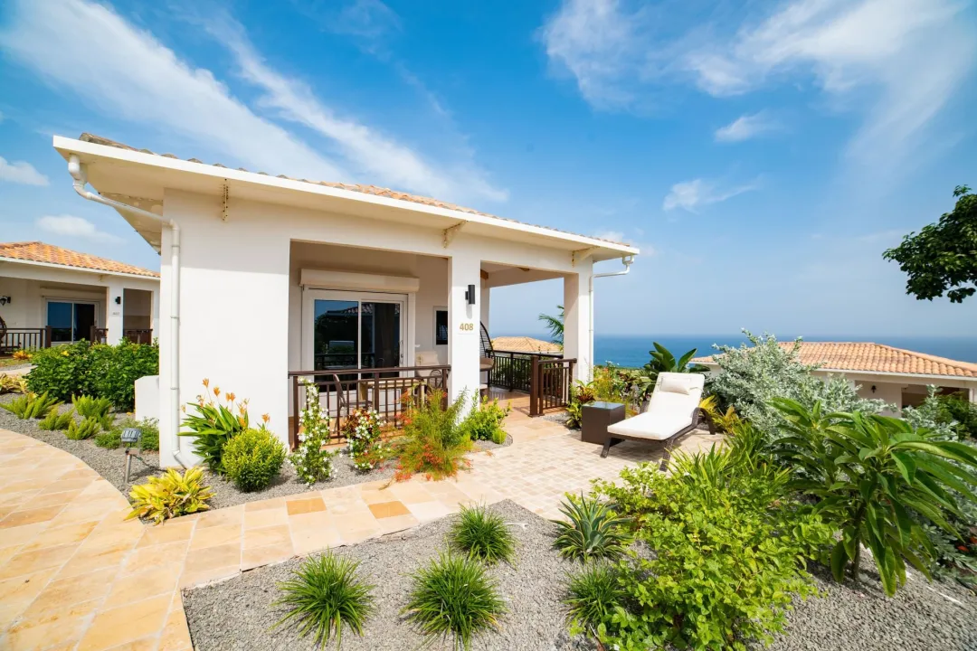 Golden Rock Dive and Nature Resort - One Bedroom Cottage - Exterior