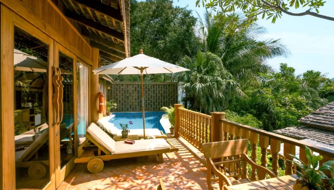 Sea View Pool Villa - Deck Lounge
