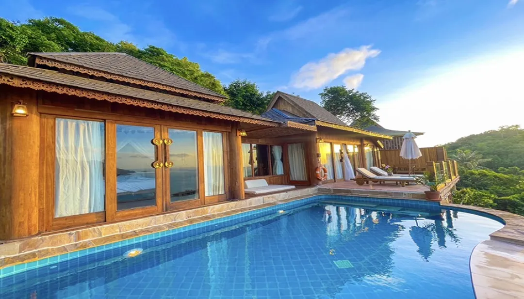 Royal Grand Pool Villa - Villa Over View