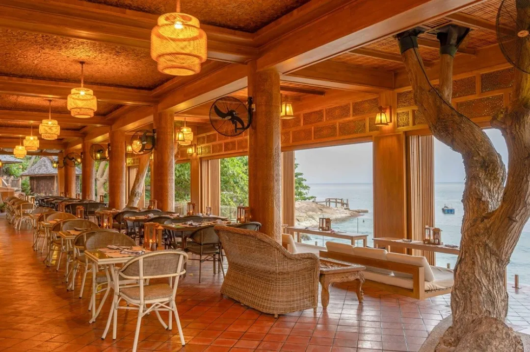 By The Sea Restaurant and Bar