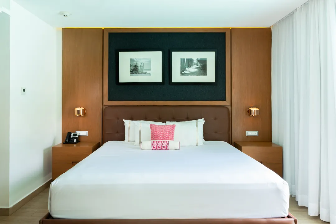 One Bedroom Swim Up Residence - Bedroom